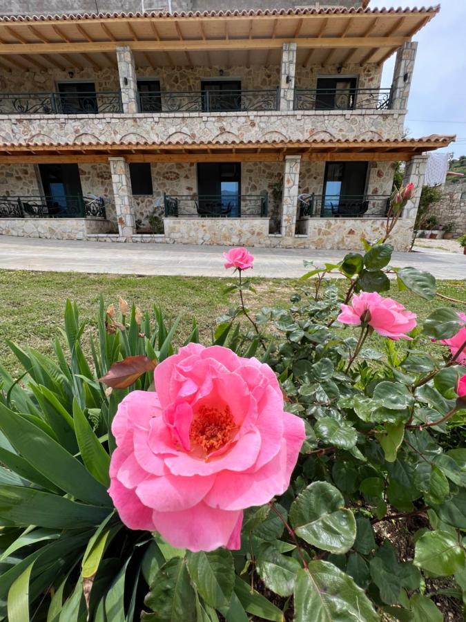 Stonevilla Buta Himare Exterior photo